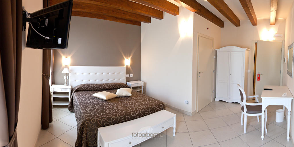 Albergo Roma Borgo Val di Taro Δωμάτιο φωτογραφία